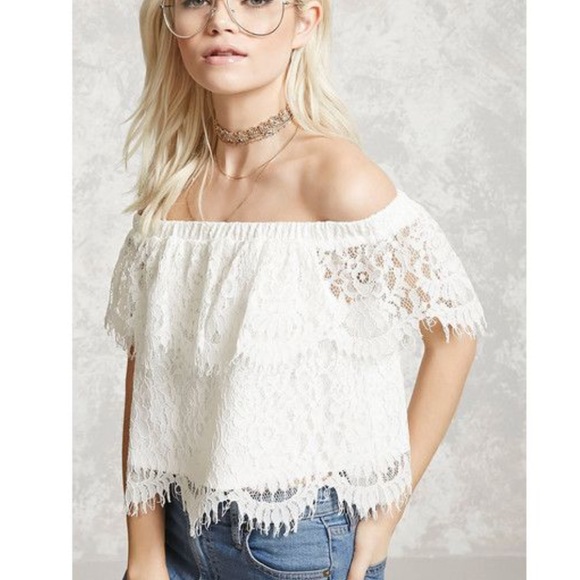 Forever 21 Tops - FOREVER 21 OFF THE SHOULDER LACE TOP